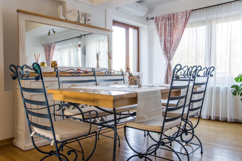 Silvia'S Apartment Voluntari Екстер'єр фото
