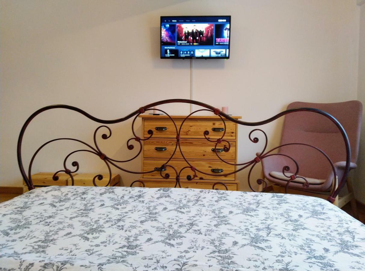 Silvia'S Apartment Voluntari Екстер'єр фото